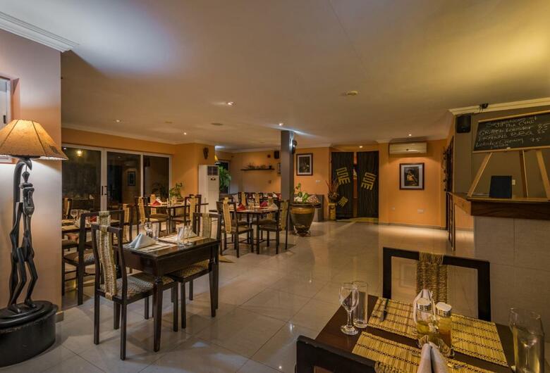 Midindi Hotel