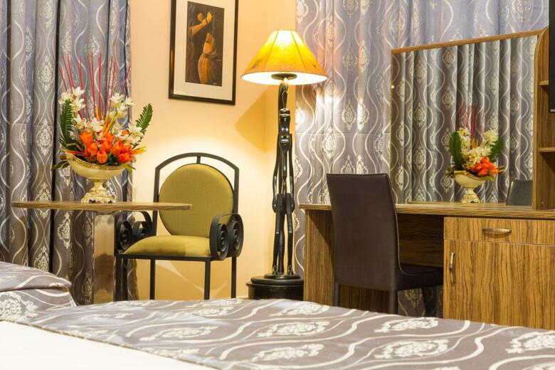 Midindi Hotel