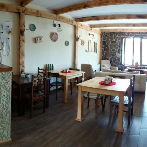 Hostal Ioska's House