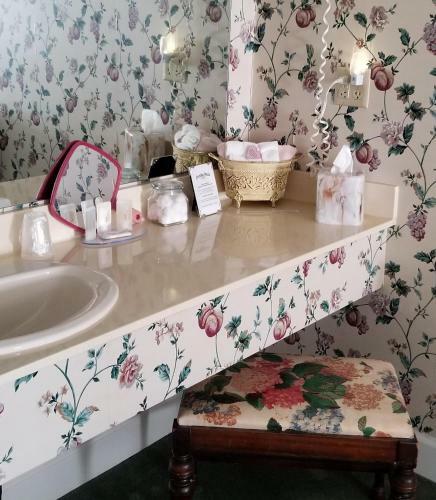 Posada Evening Shade Inn