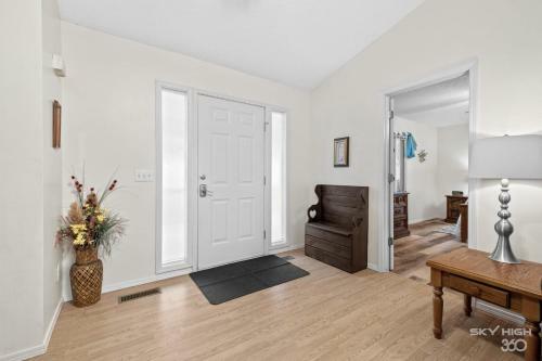 Blue Door Cottage At Scotsdale
