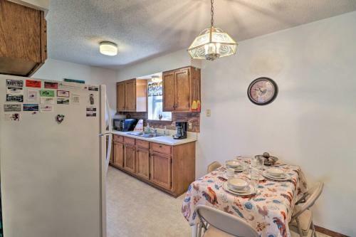 Charming Heber Springs Home Near Greers Ferry Lake