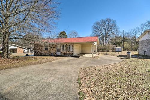 Charming Heber Springs Home Near Greers Ferry Lake
