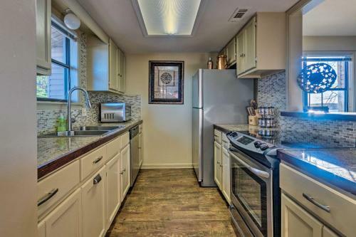 Apartamento Lake Hamilton Condo With Balcony And Amenities!