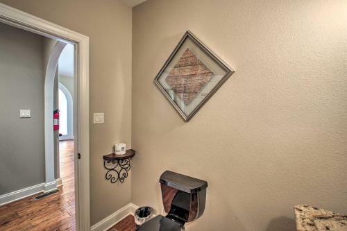Hot Springs Home With Pool, 0 5 Mi To Oaklawn!