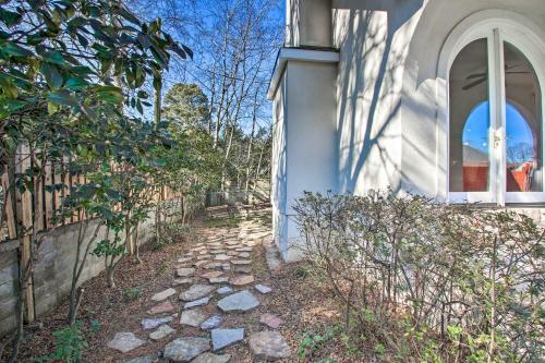 Hot Springs Home With Pool, 0 5 Mi To Oaklawn!