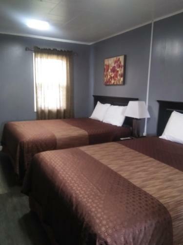Hotel Modoc Inn