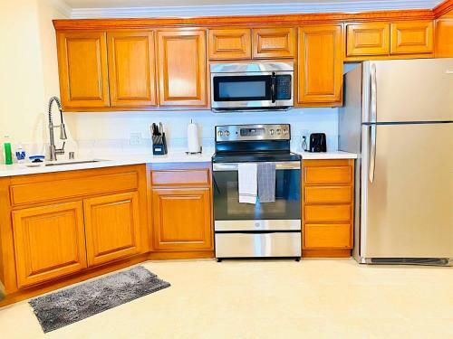 Hamilton Cove-boho Chic Villa W/golf Cart...no Pets.