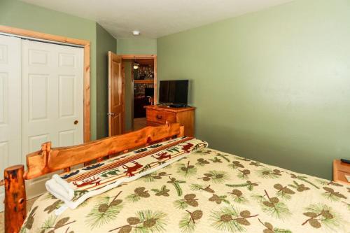 Moonridge Mountain Retreat-1876 By Big Bear Vacations