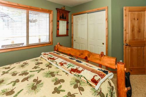 Moonridge Mountain Retreat-1876 By Big Bear Vacations