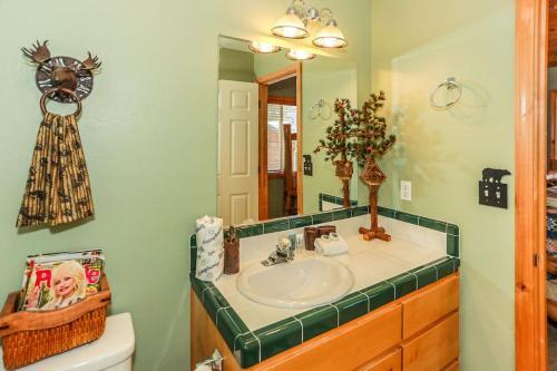 Moonridge Mountain Retreat-1876 By Big Bear Vacations