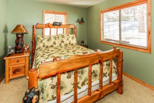 Moonridge Mountain Retreat-1876 By Big Bear Vacations