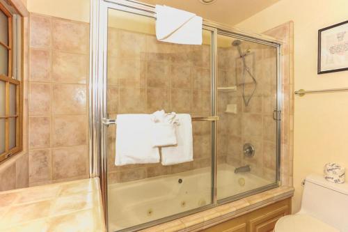 Alpenhorn Lodge-1903 By Big Bear Vacations