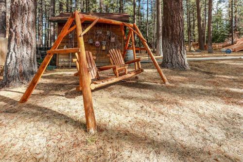 Alpenhorn Lodge-1903 By Big Bear Vacations