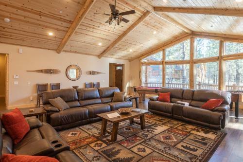 16 - Austin Bear Mountain Lodge - Discounted Price
