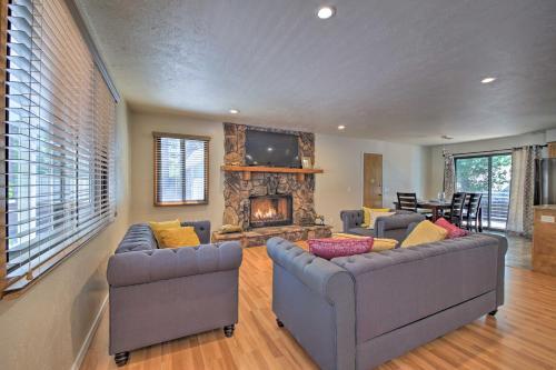 Big Bear Home With Yard - 2 Mi To Lake And Skiing!