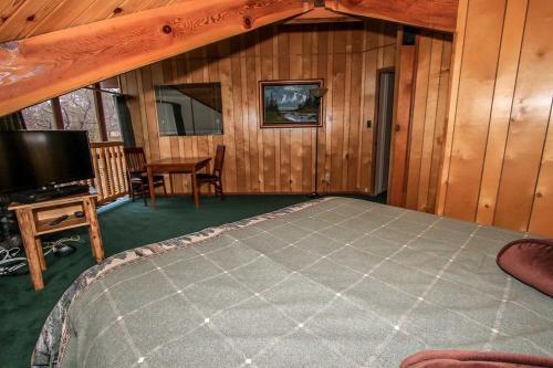 Moonridge Serenity-1392 By Big Bear Vacations