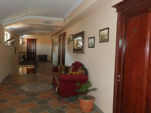 Ritsa Hotel