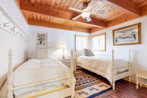 Boulder Bay Lodge
