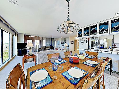 New Listing! Modern Beach Dream With Ocean Views Home