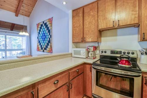 2 Bed 2 Bath Apartment In Carnelian Bay