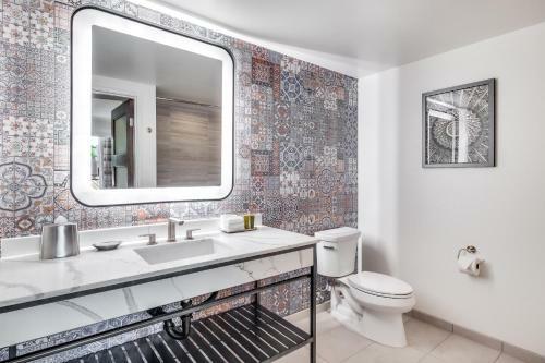 Hotel The Cassara Carlsbad, Tapestry Collection By Hilton
