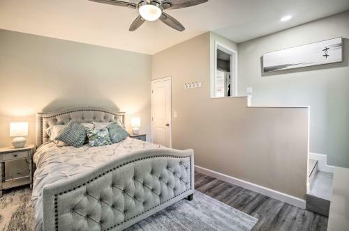 Modern Coastal Home - 1 Mile To Beach And Town!