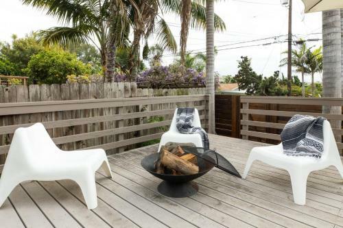 Camden - 5mins To The Beach! Elevated Home W Pacific Ocean Views