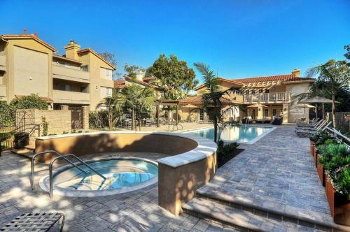 Dp-14a - Ritz Point Condo