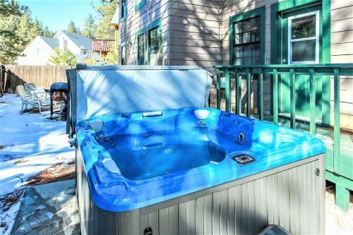 Fawnskin Chalet-1826 By Big Bear Vacations