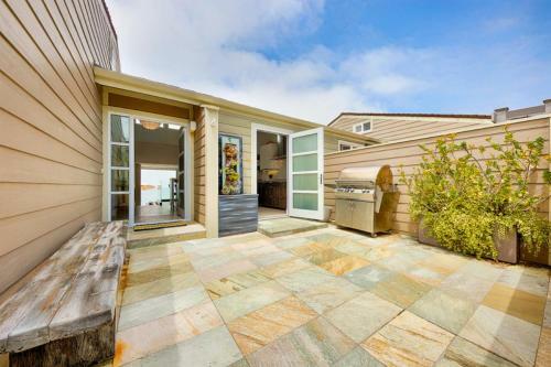 Enc-187 Encinitas Seabluffe Oceanfront Condo