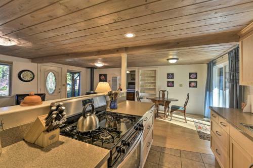 Secluded Cottage On 2 5 Acres With Pond And Bbq!