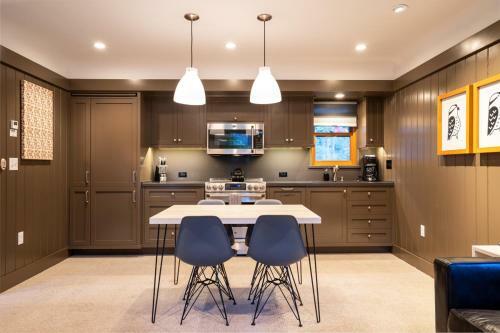 Cedar Crest - Osprey Cottage 3