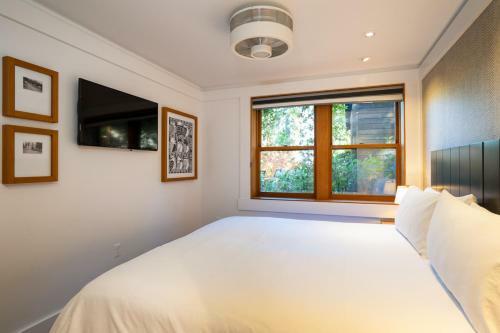 Cedar Crest - Robin Cottage 6
