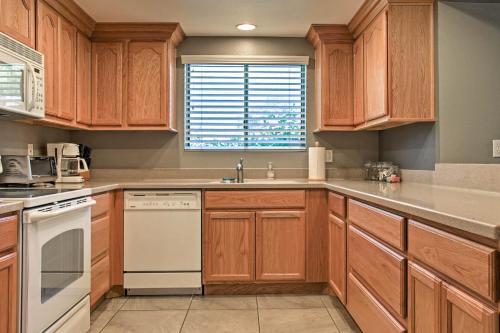 Indian Palms Country Club Townhome On Golf Course!