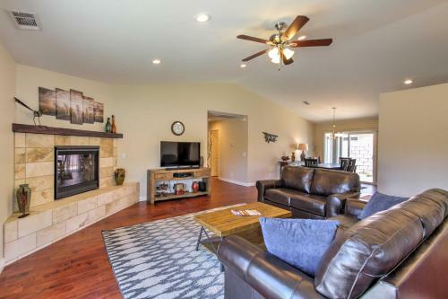 Luxurious La Quinta Home With Pristine Pool And Spa!