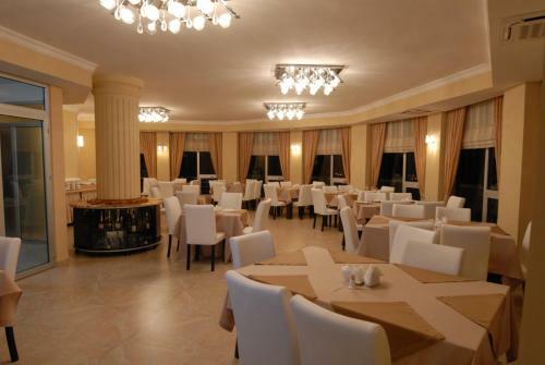 Aisi Hotel