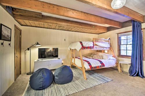 Chic Lake Arrowhead Cabin With Deck 2 Mi To Village