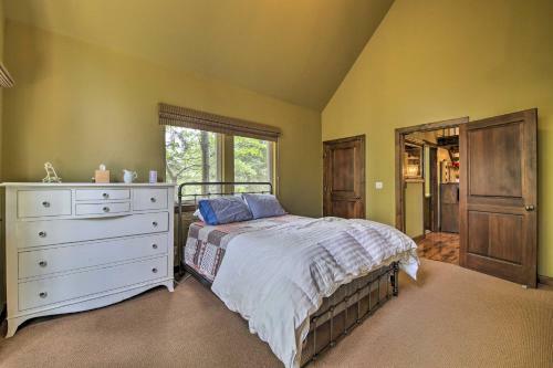 Incredible Lake Arrowhead Home With Views And Decks!