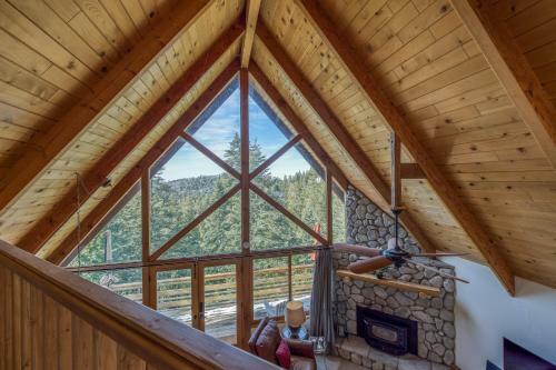 Private Hilltop Retreat