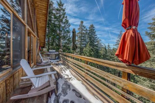 Private Hilltop Retreat