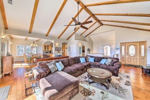 Mountain Gem With Game Room, 5 Mi To Lake Arrowhead!