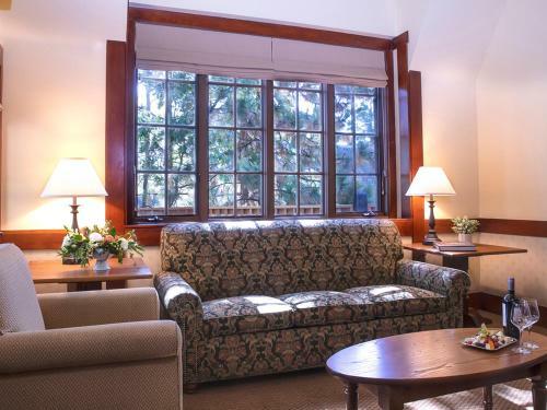 Hotel Ucla Lake Arrowhead Lodge