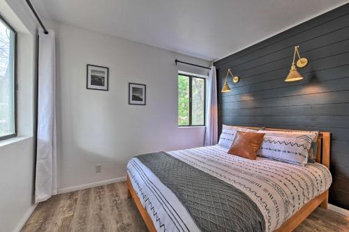 3-level Luxe Home With Spa, Ac, Game Room And Theater!
