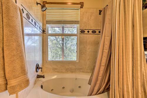 Quiet Family Cabin With Lake Arrowhead Views!