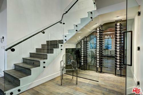 New Colgate Villa