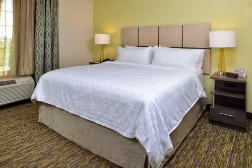 Candlewood Suites - Lodi, An Ihg Hotel