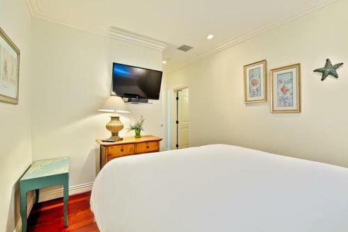 Lbc-5121 - Coastal Escape