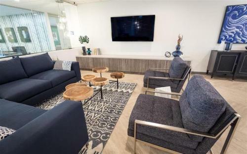 Apartamento Chic Hollywood Sign View Studio With Pool And Balcony