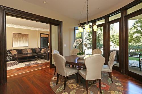 Villa Luxurious Beverly Hills Residence